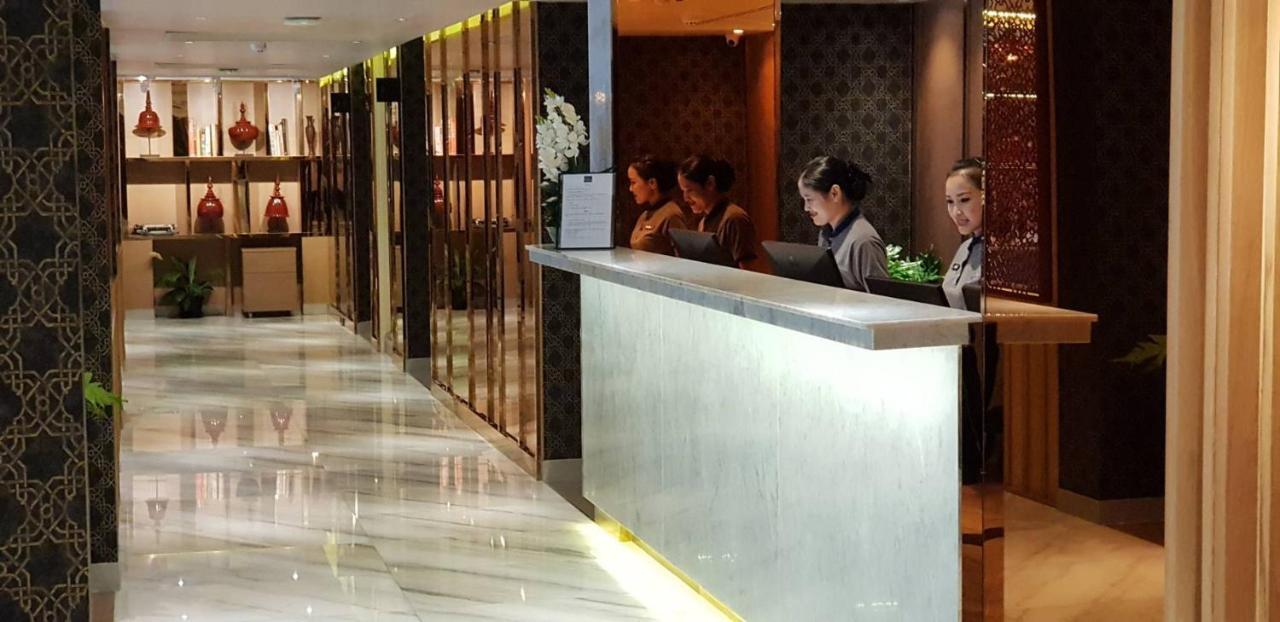 Bizotel Premier Hotel&Residence Bangkok Exterior foto